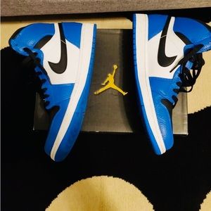 Men’s Air Jordan 1 Retro High/ Size 10/ Blue-Black-White